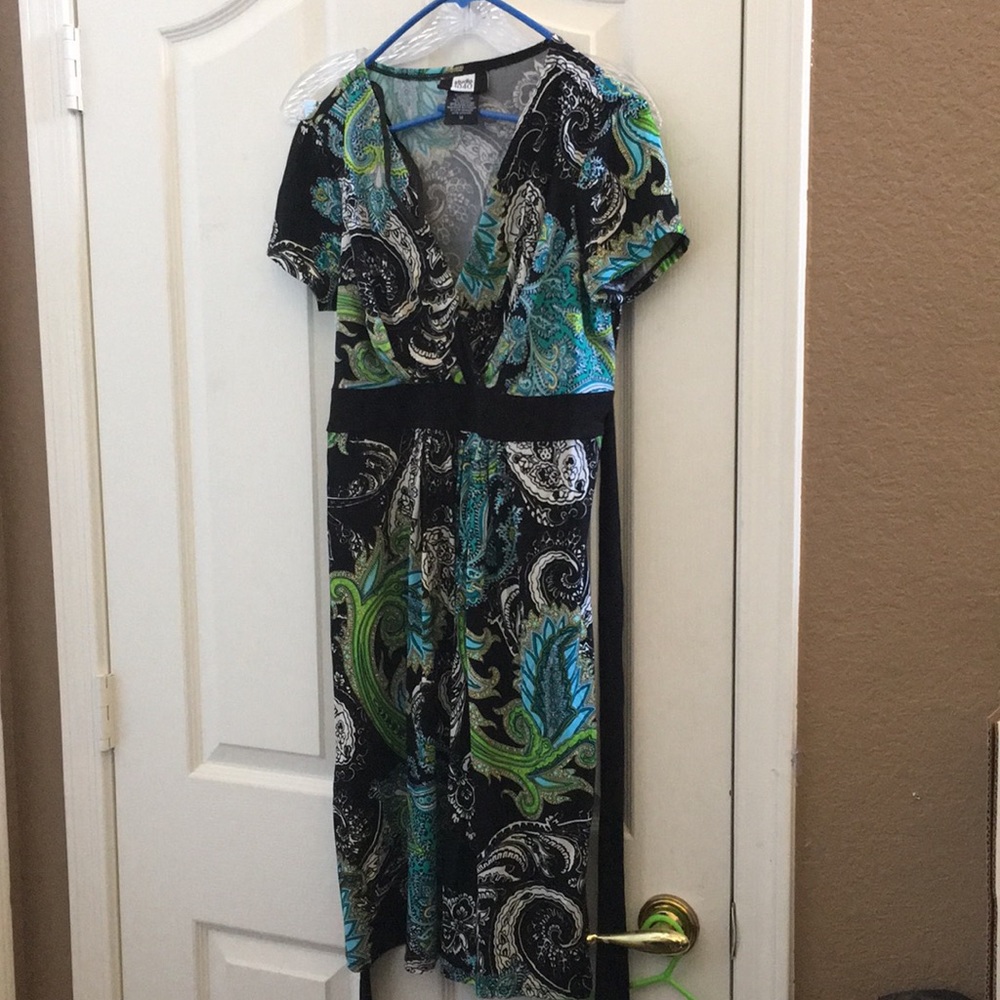 FINAL MARKDOWN Ladies studio 1940 dress medium